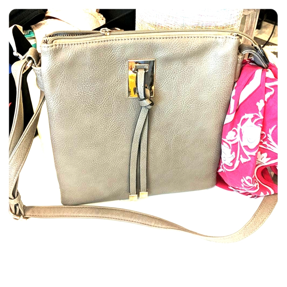 Conceal carry handbag like new